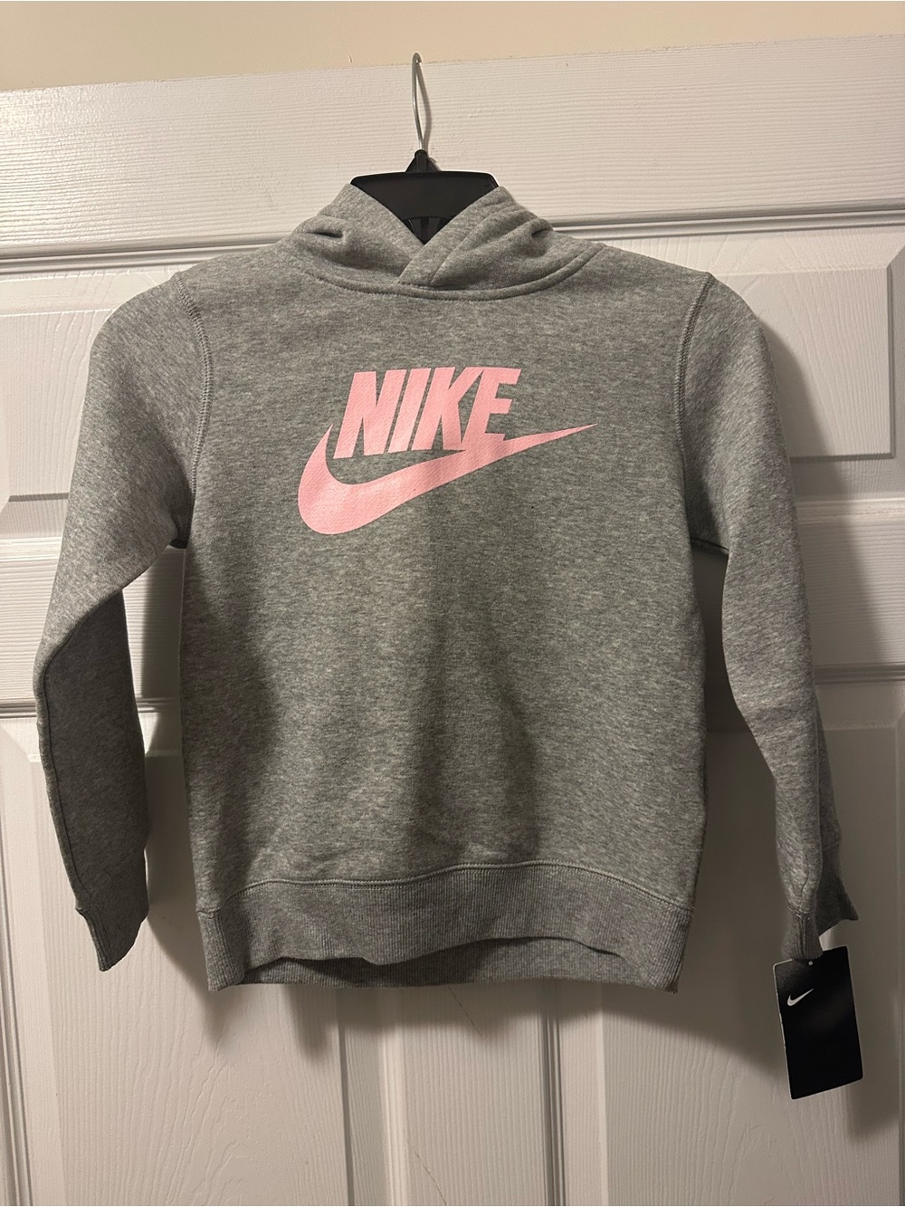 NWT Girl’s Nike Gray Hoodie with Pink Logo - Size 6X